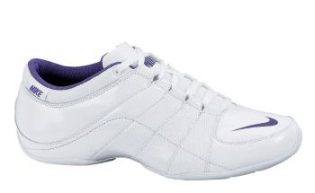 womens nike musique iv